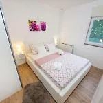 Lägenhet Dolcevita Ii Zadar