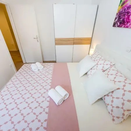 Dolcevita Ii Apartment