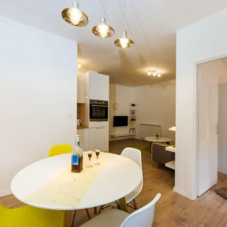 Dolcevita Ii Apartament *