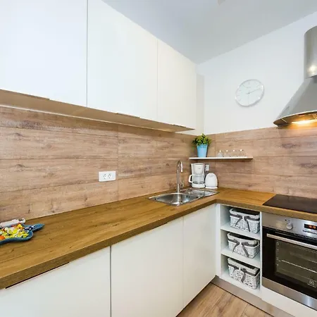 Dolcevita Ii Apartment